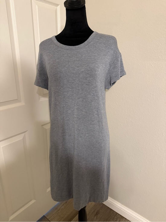 Lou & Grey Dresses & Skirts - Lou & Grey Heather Gray Short-Sleeve Mini Dress